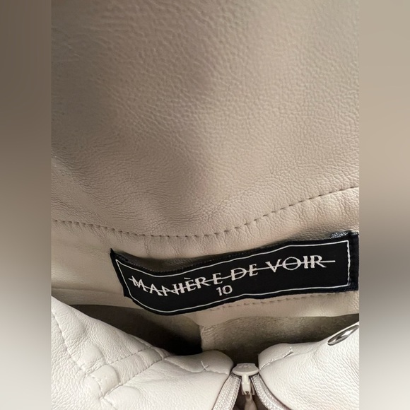 20. Maniere De Voir Faux leather Pants - Picture 9 of 16